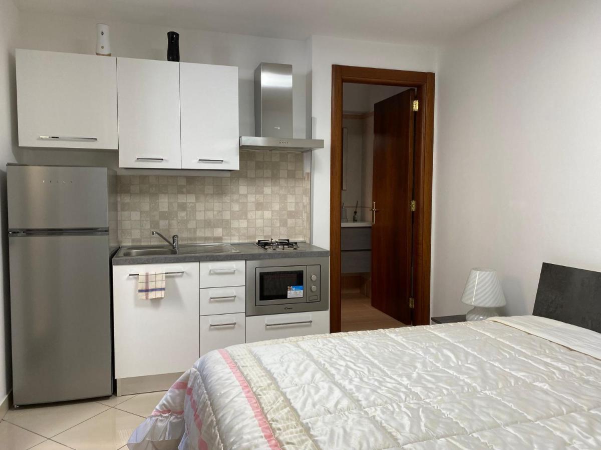 Room Mazzini Лечче Экстерьер фото